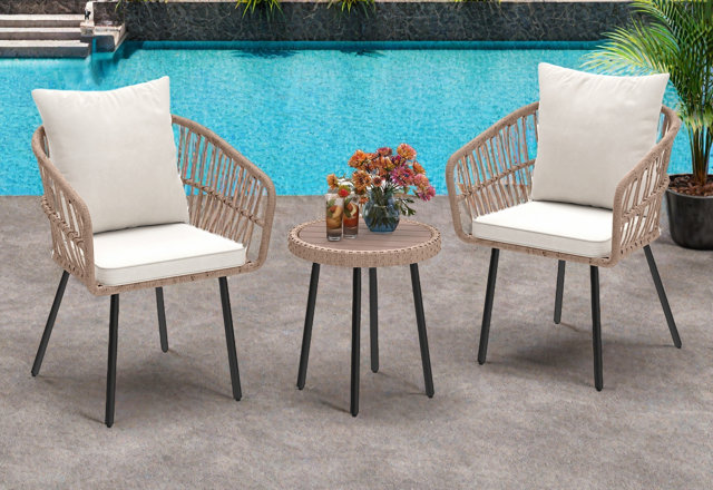 Trending Outdoor Seating